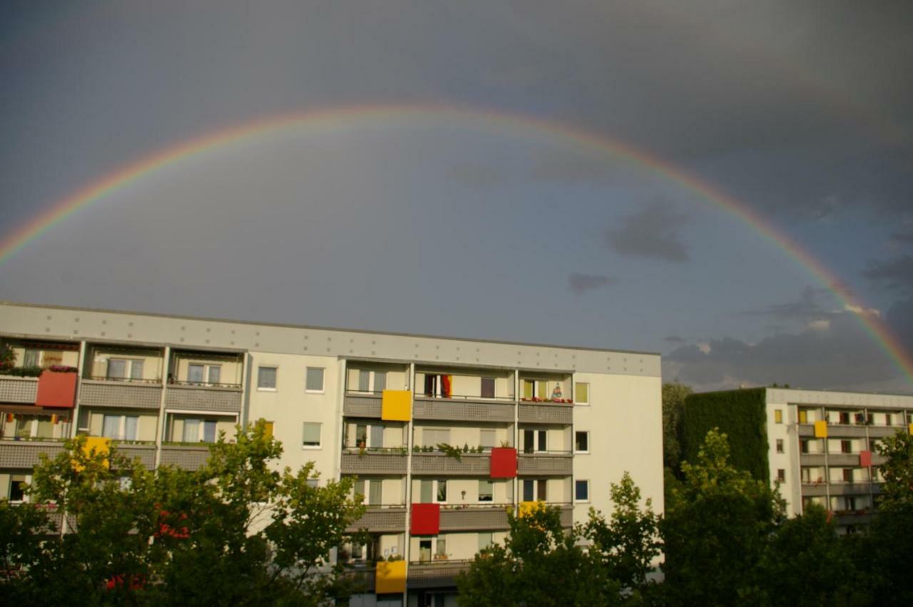 2-Zimmer-Ferienwohnung "Garten Der Welt" Берлин Экстерьер фото