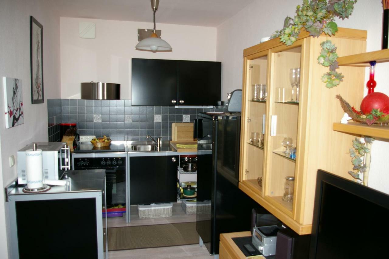 2-Zimmer-Ferienwohnung "Garten Der Welt" Берлин Экстерьер фото