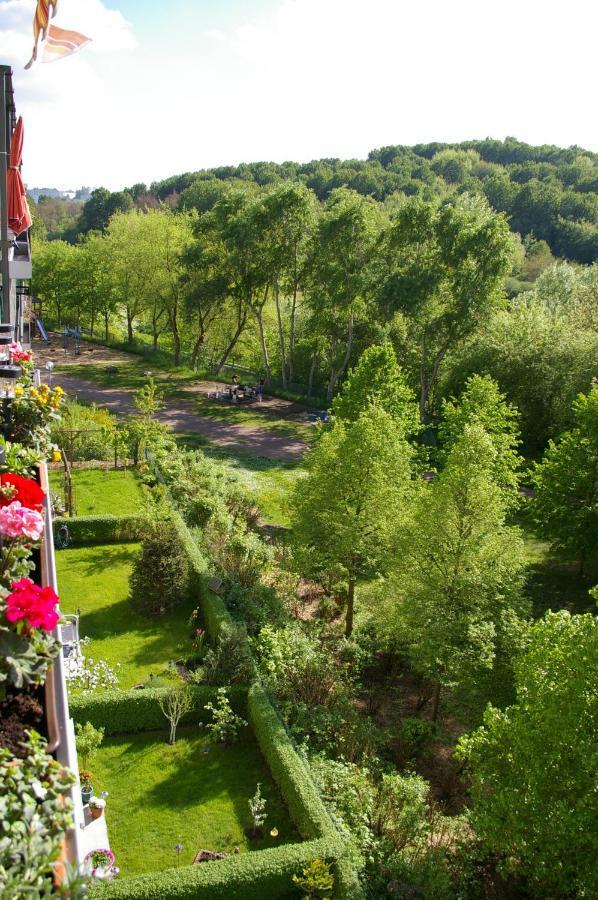 2-Zimmer-Ferienwohnung "Garten Der Welt" Берлин Экстерьер фото